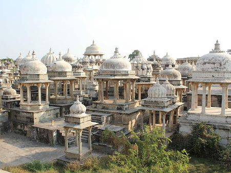 5) Ahar Cenotaphs