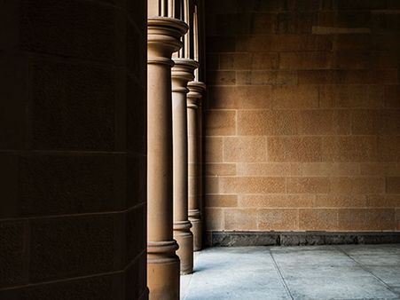 3. Hanging Pillar of Lepakshi, Andhra Pradesh
