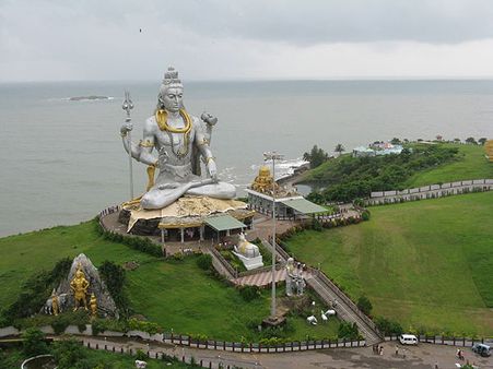 13) Murudeshwar