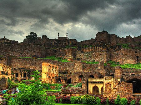 3) The Golconda Fort, Hyderabad, Telangana
