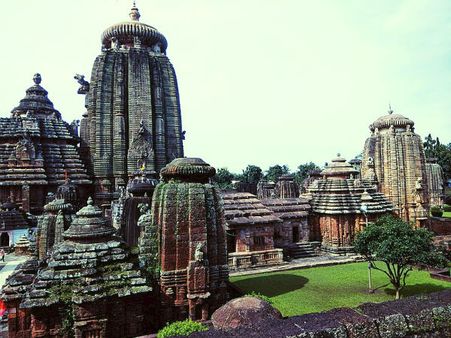 6. Lingaraj Temple, Bhubaneswar