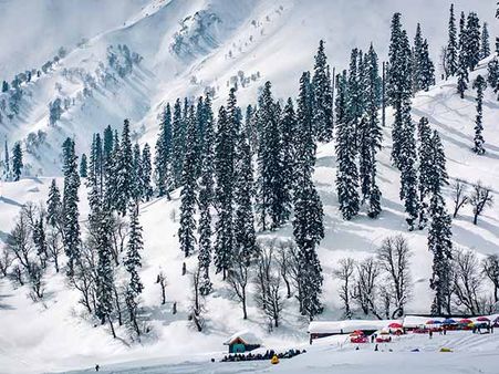 5. Gulmarg, Jammu And Kashmir
