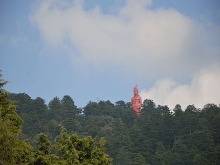 1. Jakhoo Temple, Himachal Pradesh