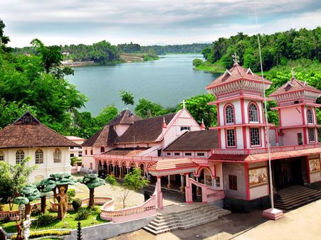 2. Alappuzha or Alleppey