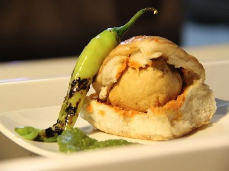 Vada Pav Vada Pav