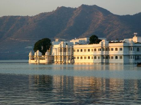 5) Leo, Udaipur 5) Leo, Udaipur