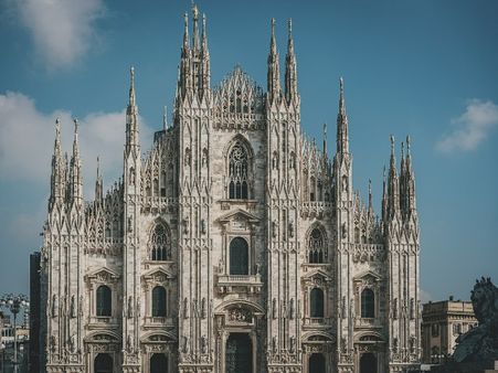 10) Milan Italy, Beauty score- 75.1 % 10) Milan Italy, Beauty score- 75.1 %