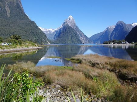 Facts about Fiordland National Park: