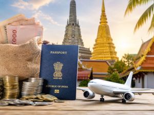 थाईलैंड ट्रिप का बजट बदल सकता है: नए एंट्री फीस और टैक्स का सच जानें