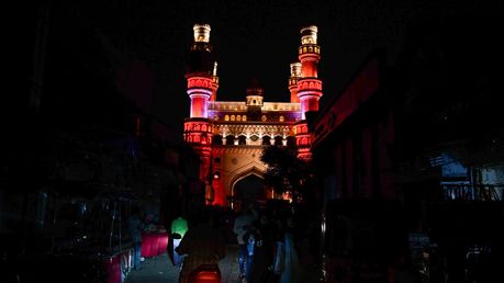हैदराबाद में मात्र ₹20 अतिरिक्त में मिलेगा मेट्रो डीलक्स बसों में सफर करने का मौका