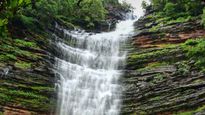 मुंबई से मात्र 100 किमी के दायरे में मौजूद हैं ये शानदार Waterfalls, घूमने का बेस्ट समय है मानसून