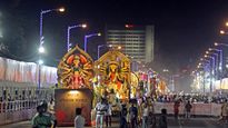 Durga Puja 2024 : कोलकाता में आज होगा दुर्गा पूजा कार्निवल, क्या है ट्रैफिक एडवाइजरी? जाने Details