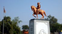 पुणे में स्थापित होगी छत्रपति शिवाजी महाराज की 60 फीट ऊंची मिश्र धातु की प्रतिमा, कहां? 