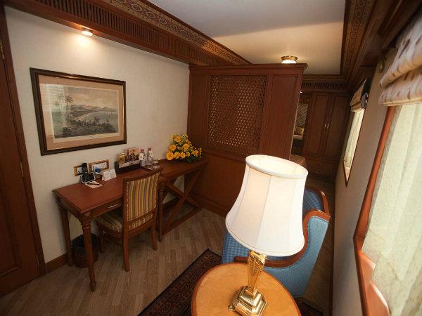 एशिया की सबसे महंगी ट्रेन 