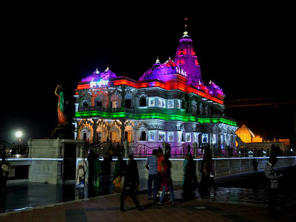 होली स्पेशल - वृंदावन की झलक 