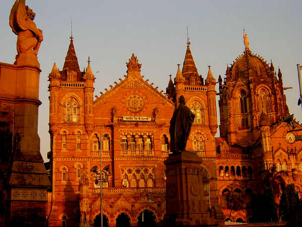 मायानगरी मुंबई की कुछ रियल तस्वीरें 