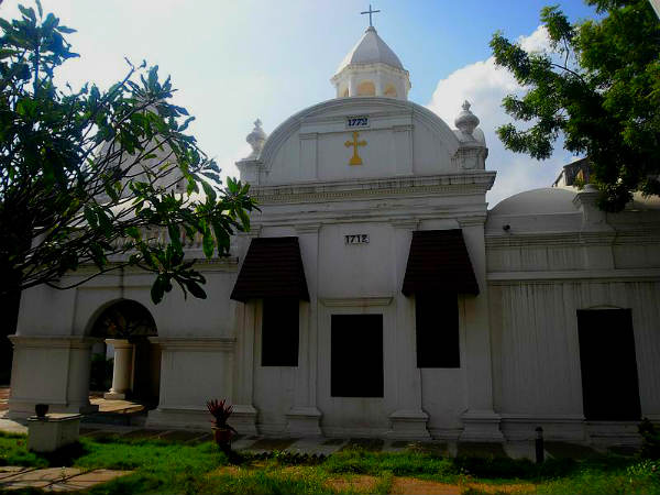 अर्मेनियाई चर्च अर्मेनियाई चर्च