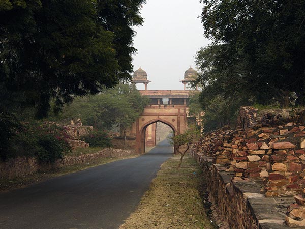 कैसे जाएं फतेहपुर सीकरी