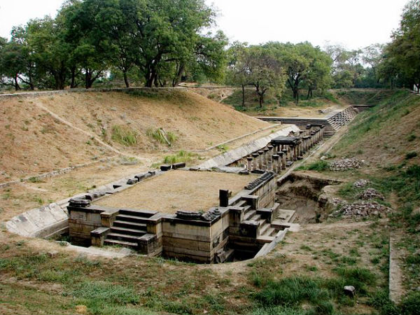 सहस्रलिंग तलाव