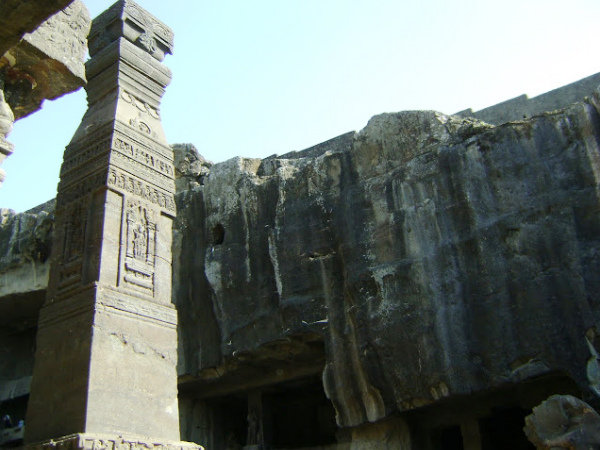 प्राचीन अवशेष