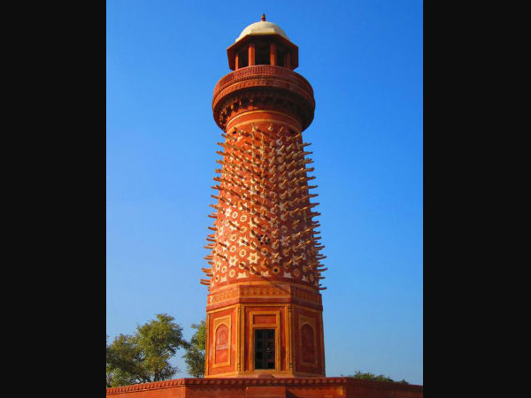 हिरन मीनार