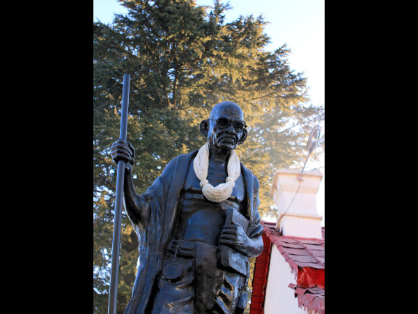 कौसानी कैसे जाएँ 