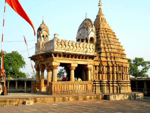 3- चौंसठ योगिनी मंदिर, जबलपुर