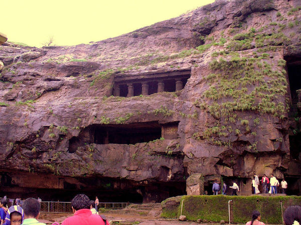 कारला गुफाएं