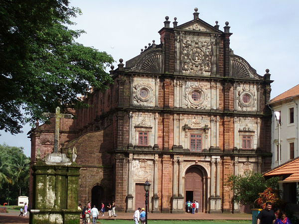 बोम जीसस बेसिलिका (1605)