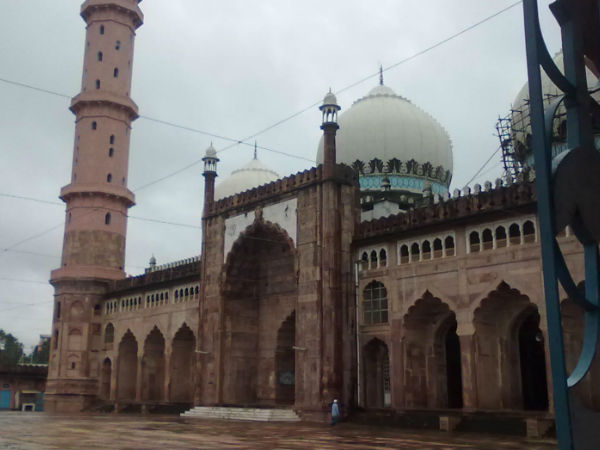 Taj-Ul-Masjid, Bhopal