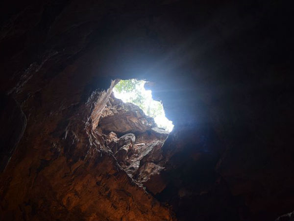  सबसे गहरी गुफ़ा 