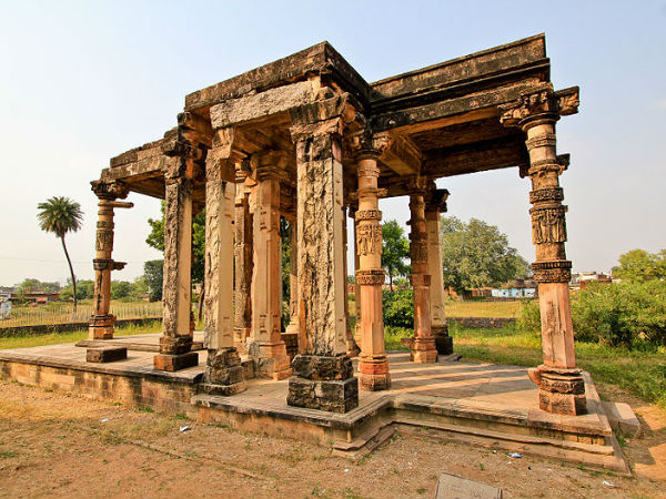 विकृत मंदिर