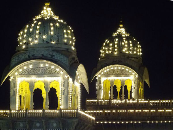 अल्बर्ट हॉल संग्रहालय 