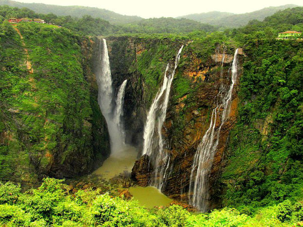 दूसरा सर्वोच्च गोता लगाने वाला झरना 