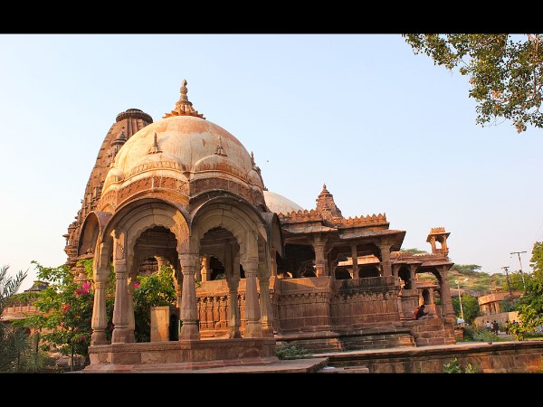 मंडोर बाग़ के आकर्षण 