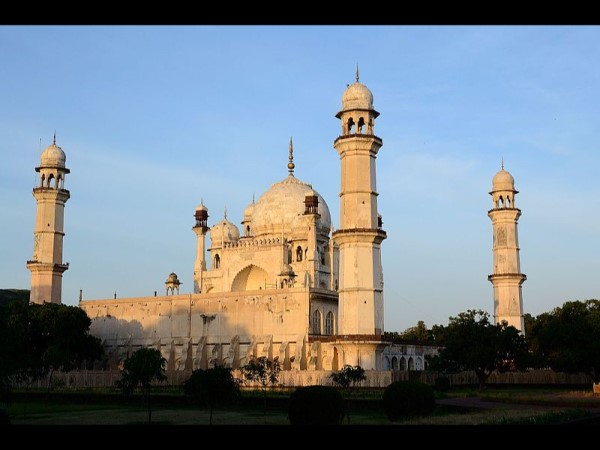 बीबी का मक़बरा