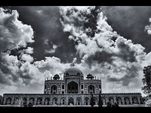 मक़बरे से जुड़ी दिलचस्प बातें 