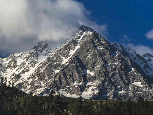 त्रिउंड