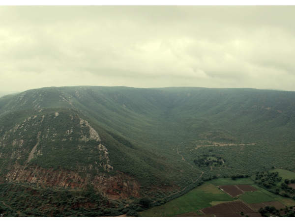 अलवर (दिल्ली से 166 किमी दूर) 