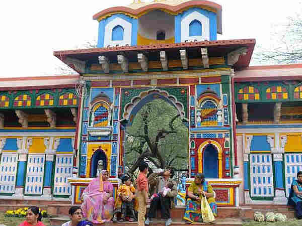 सूरजकुंड (दिल्ली से 20 किमी दूर )