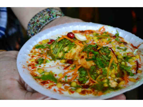 बॉम्बे चौपाटी: फालुदा और पानी-पूरी 