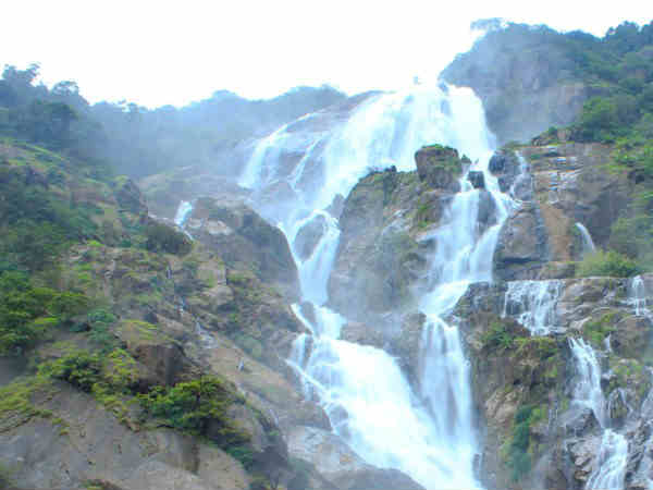 दूधसागर फॉल की ट्रैकिंग