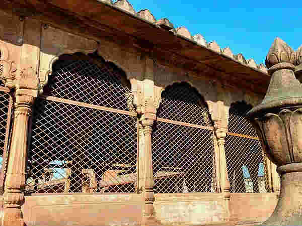 मोती मस्जिद 