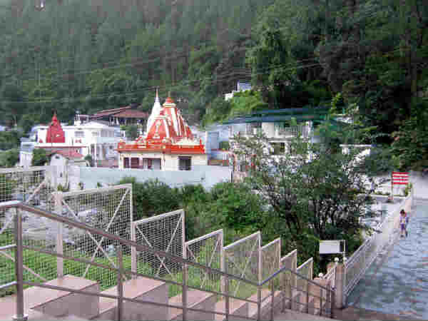 नीम करौली 