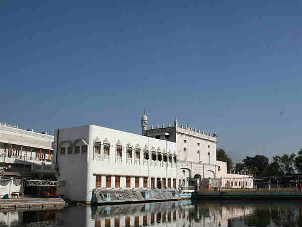 दुर्गायाना मंदिर 