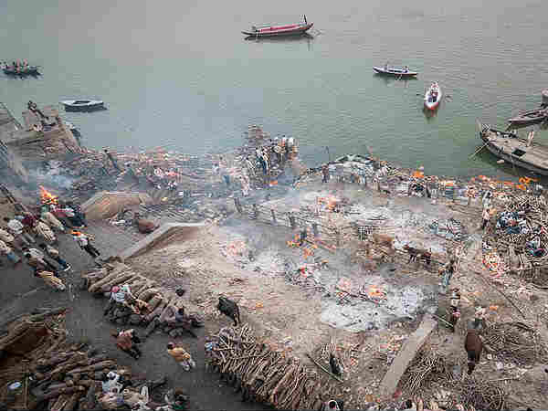  मणिकर्णिका घाट