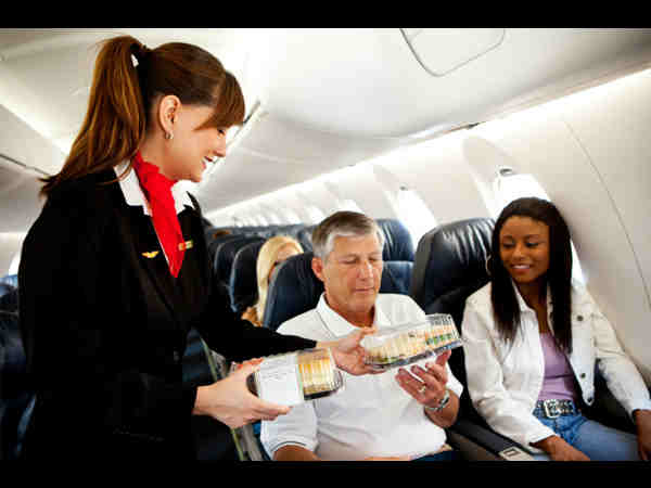 फ्लाइट में खाना 