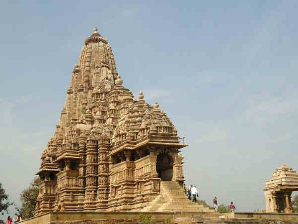 कन्दारिया महादेव मन्दिर 