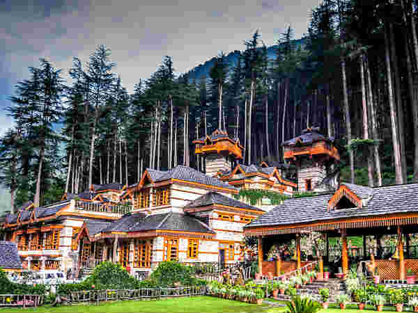 खुद के बनाया गेस्ट हाउस