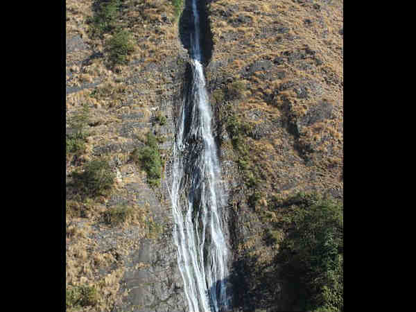 बर्थी वाटरफॉल (मुनसियारी)